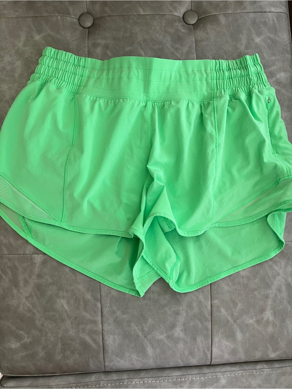 Lululemon Hotty Hot High-Rise Lined Short 2.5"